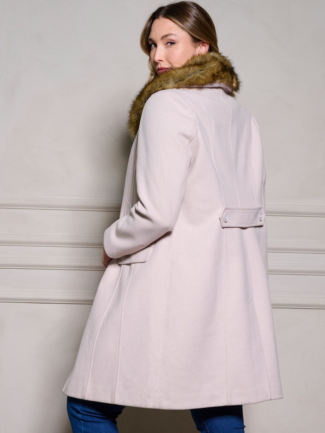 PLUS SIZE LONG SLEEVE BUTTON UP REMOVABLE SHERPA DETAILED JACKET