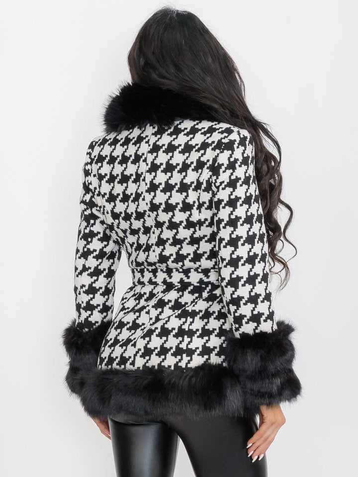 WOMEN'S LONG SLEEVE BUTTON CLOSURE FRONT POCKETS COLORBLOCK FAUX FUR COAT