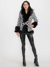 WOMEN'S LONG SLEEVE BUTTON CLOSURE FRONT POCKETS COLORBLOCK FAUX FUR COAT