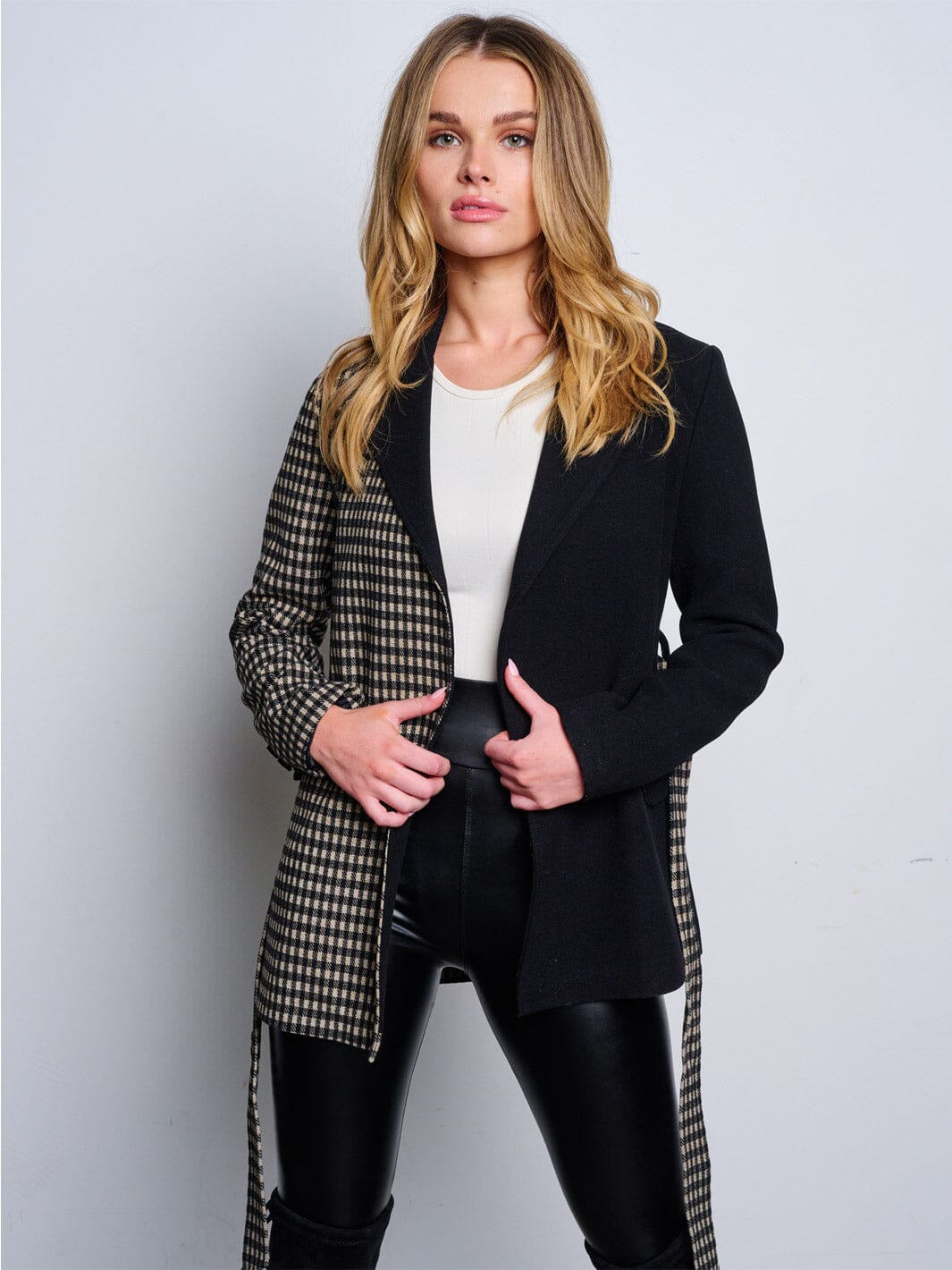 WOMEN'S LONG SLEEVE OPEN FRONT SELF TIE PLAID JACKET