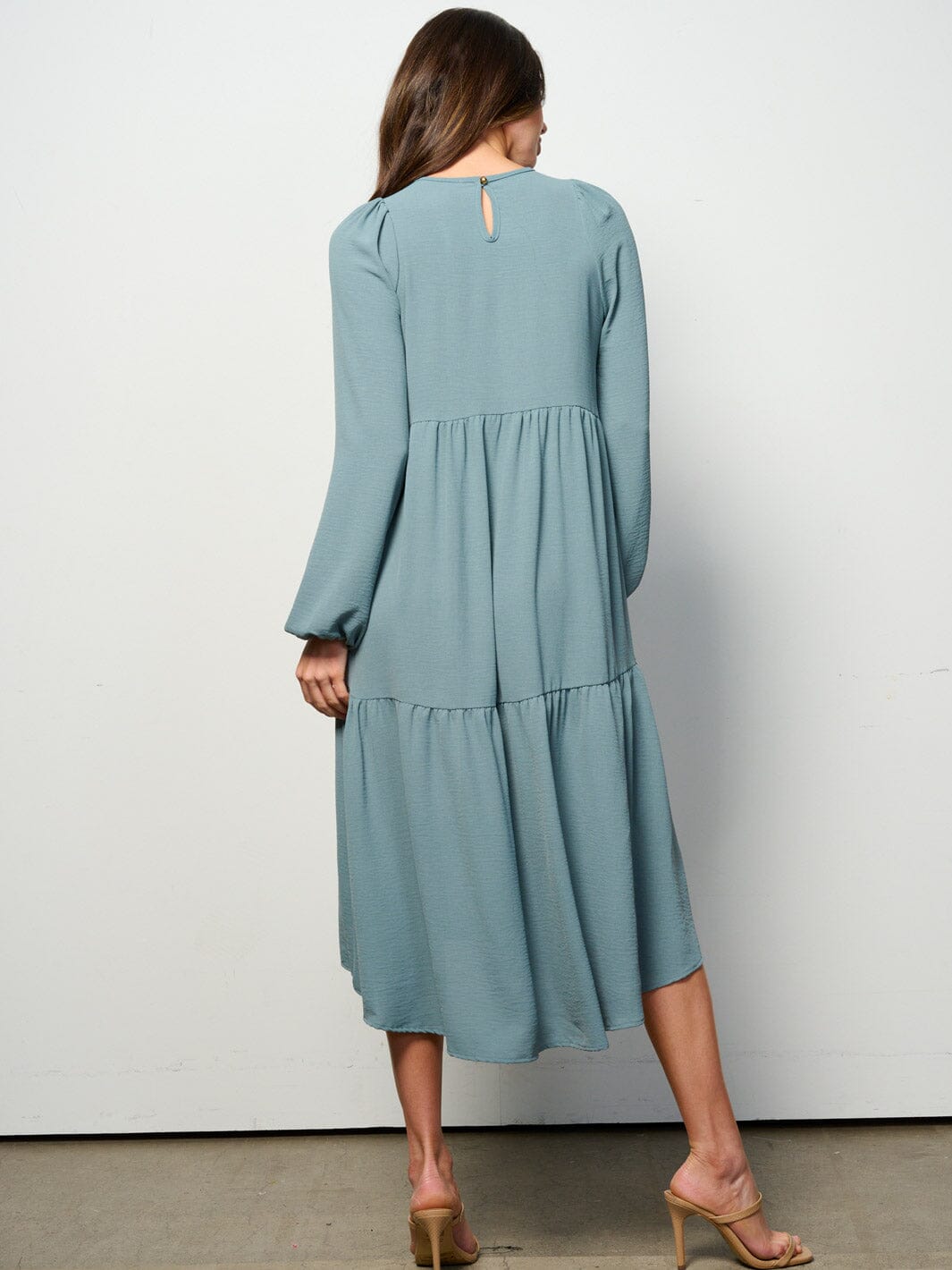 WOMEN'S LONG SLEEVE TIERED HIGH-LOW MIDI DRESS