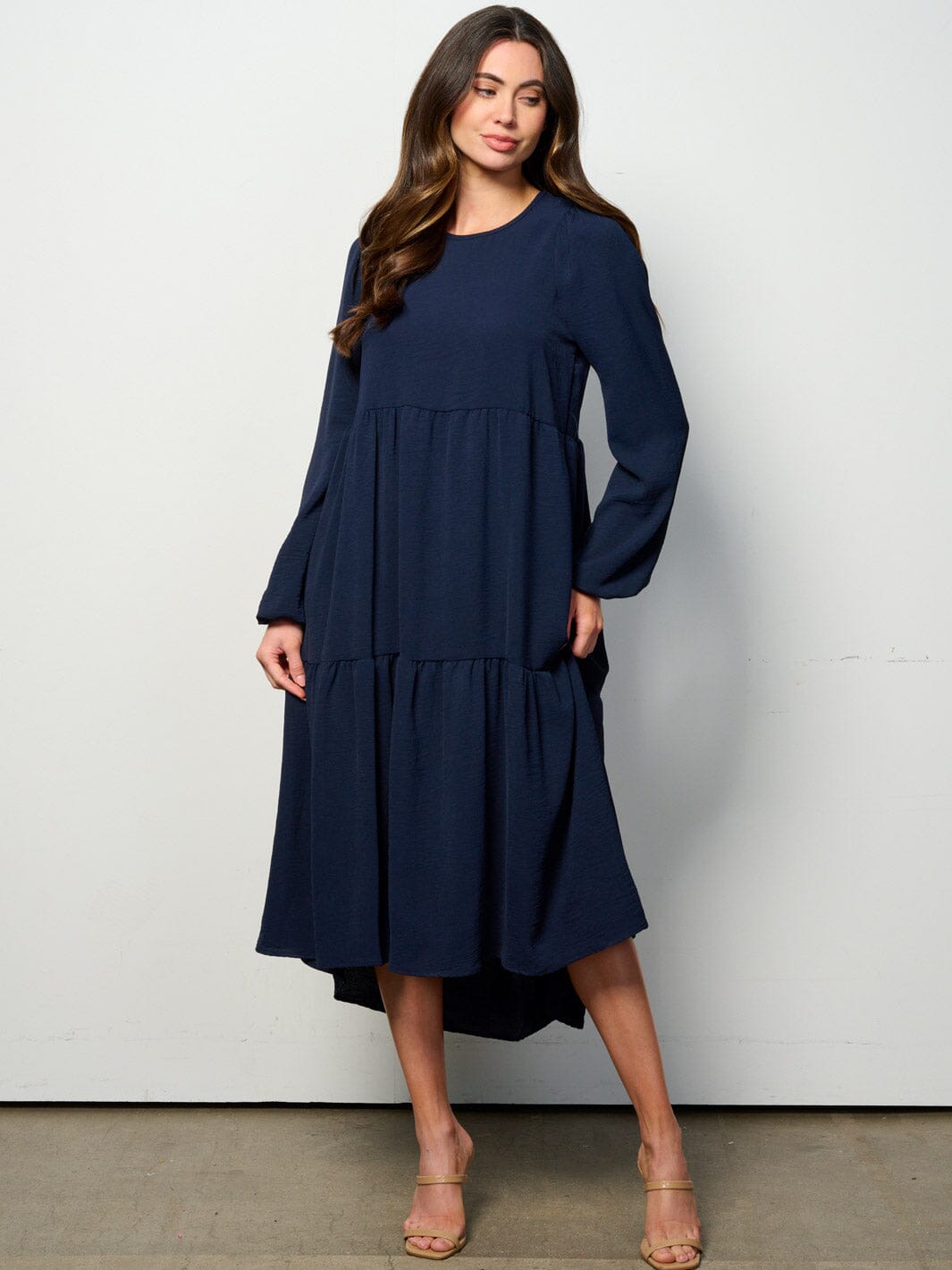WOMEN'S LONG SLEEVE TIERED HIGH-LOW MIDI DRESS