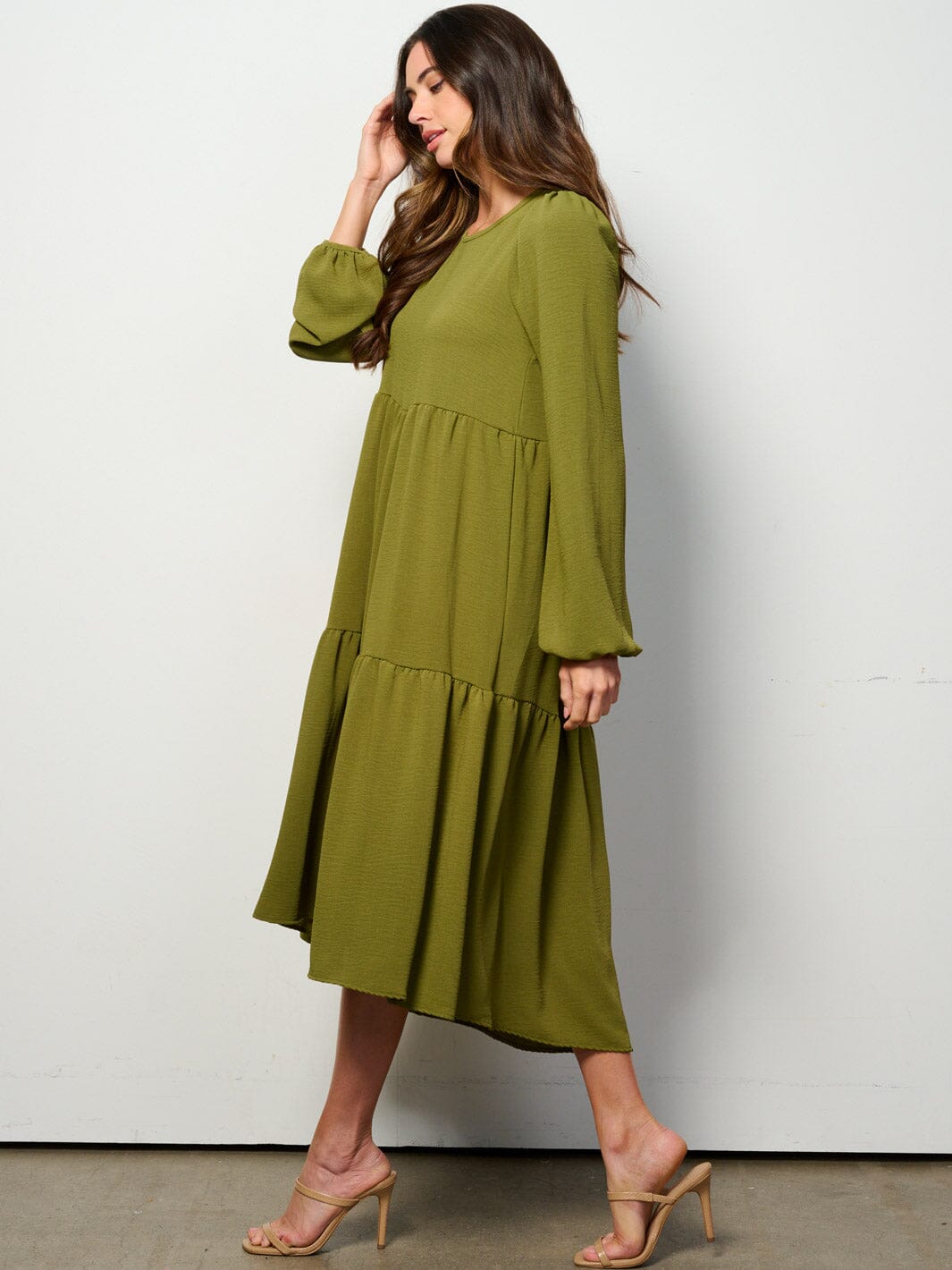 WOMEN'S LONG SLEEVE TIERED HIGH-LOW MIDI DRESS