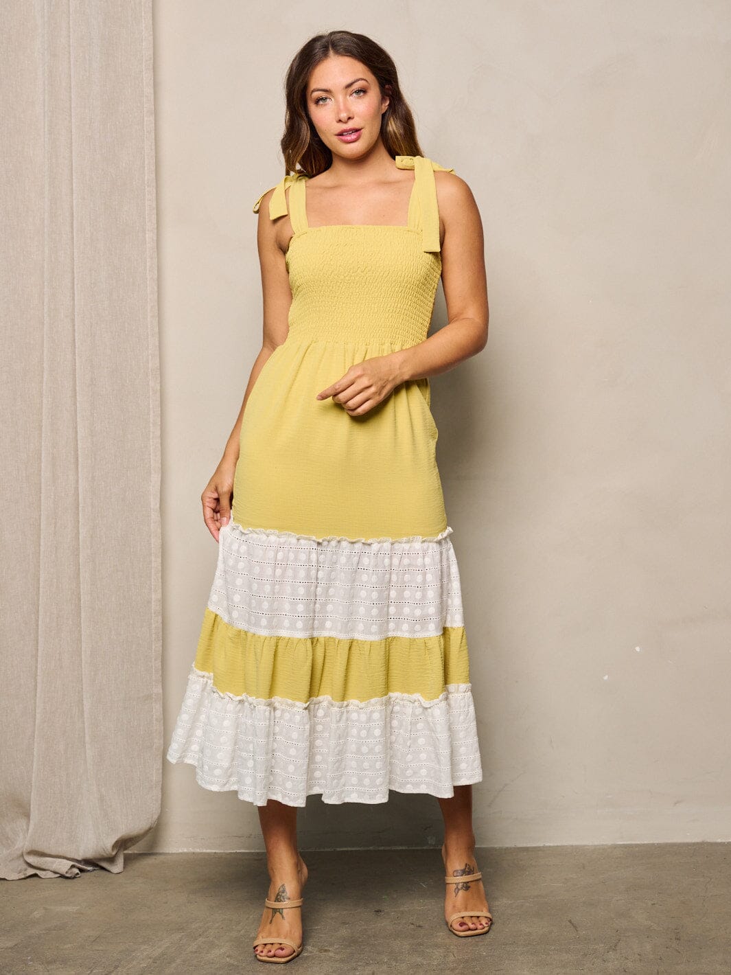 WOMEN'S SLEEVELESS SMOCK COLORBLOCK TIERED MAXI DRESS