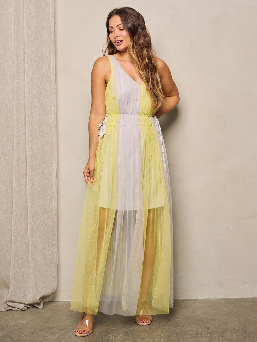 WOMEN'S SLEEVELESS V-NECK COLORBLOCK MESH MAXI DRESS