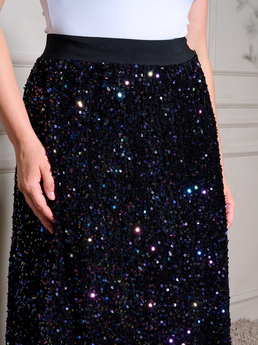 PLUS SIZE ELASTIC WAIST SEQUINS MAXI SKIRT