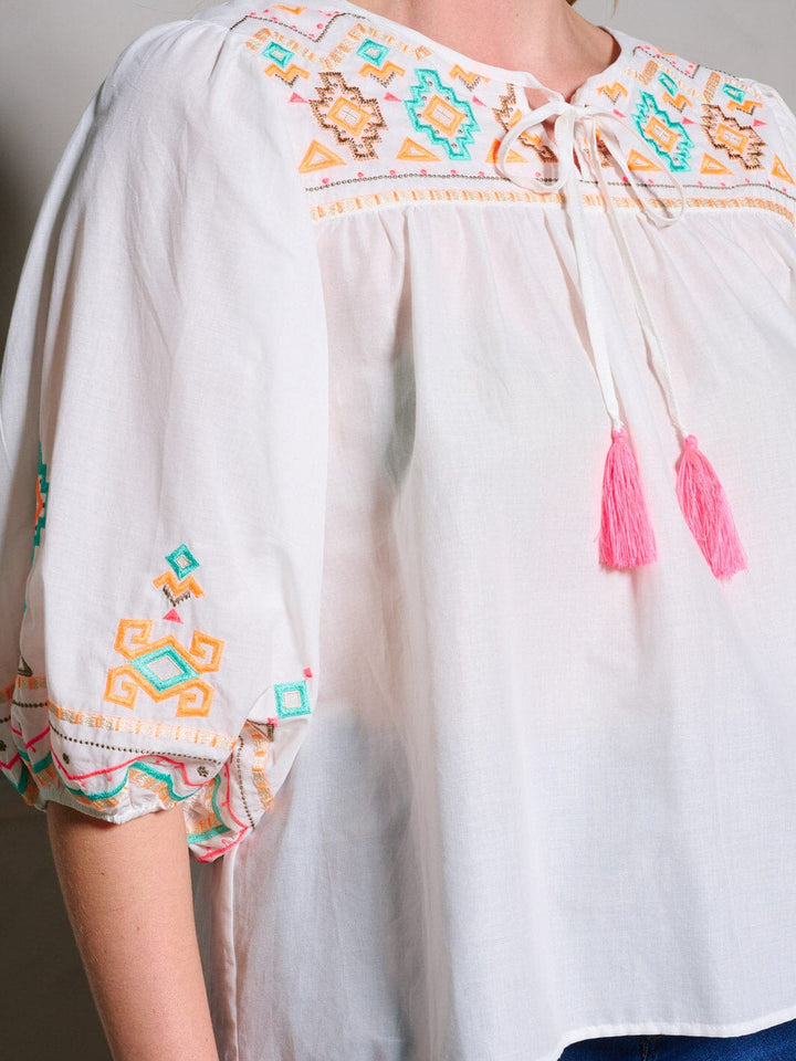 PLUS SIZE SHORT SLEEVE EMBROIDERY TUNIC TOP