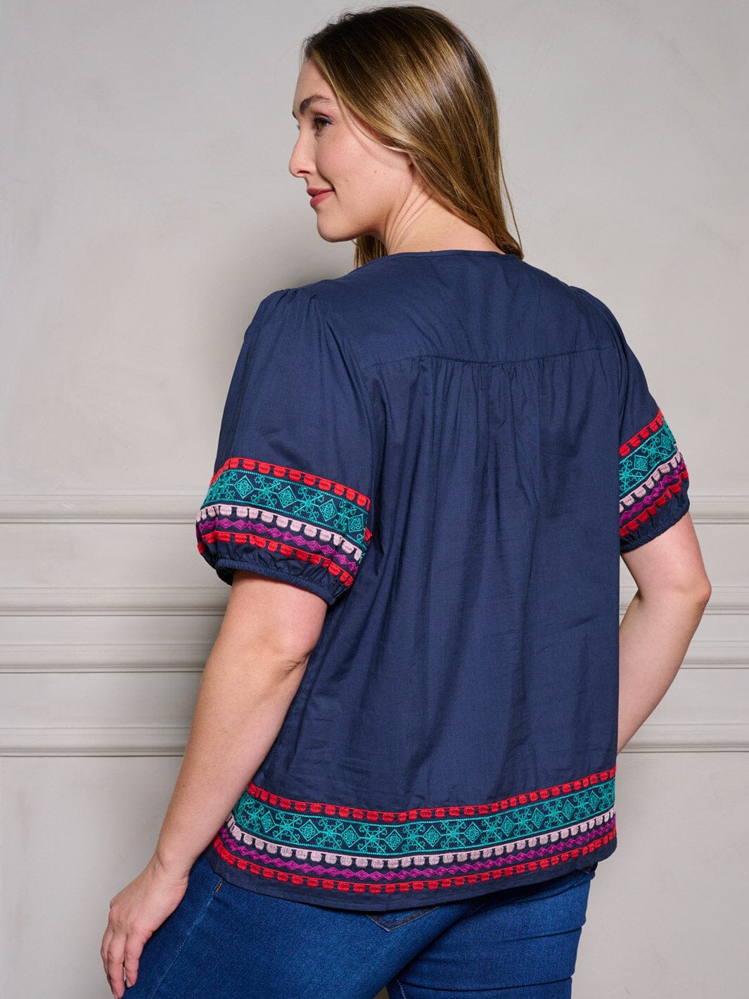 PLUS SIZE SHORT SLEEVE EMBROIDERY TUNIC TOP