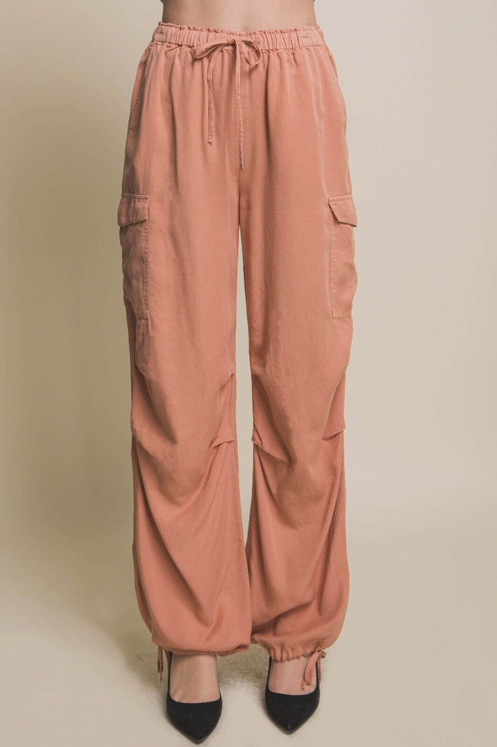 WOMEN'S ELASTIC WAIST SELF TIE CARGO POCKETS ADJUSTABLE LEG PANTS