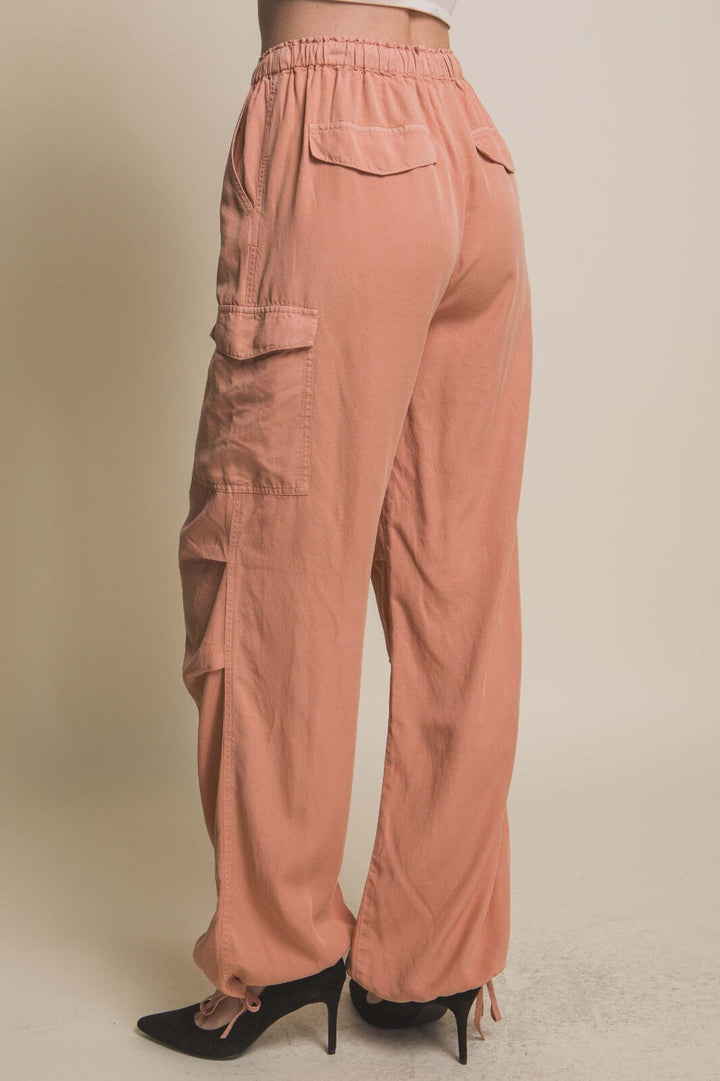 WOMEN'S ELASTIC WAIST SELF TIE CARGO POCKETS ADJUSTABLE LEG PANTS