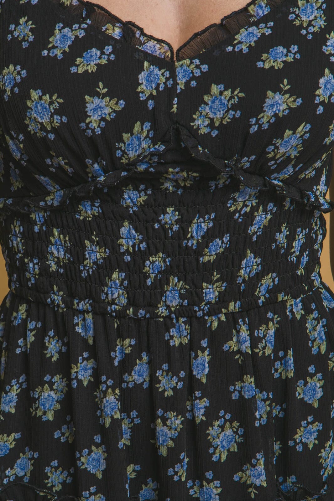 WOMEN'S SHORT SLEEVES SMOCK WAIST FIT & FLARE FLORAL MINI DRESS