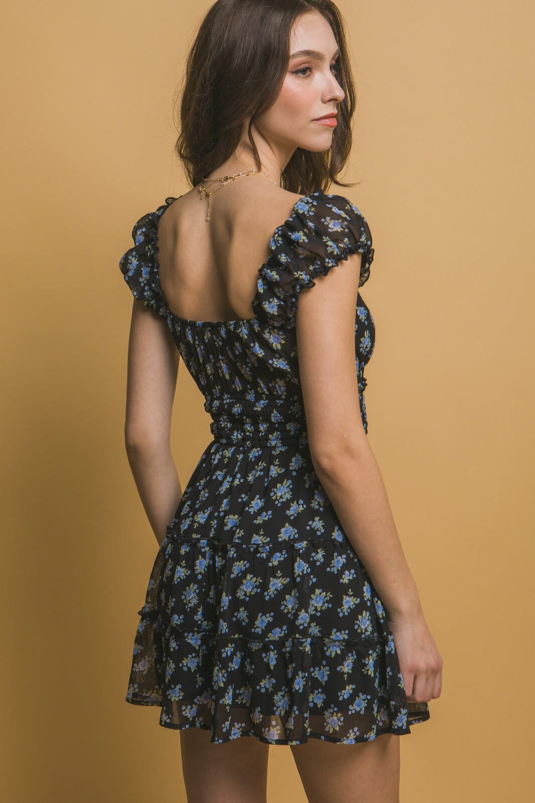 WOMEN'S SHORT SLEEVES SMOCK WAIST FIT & FLARE FLORAL MINI DRESS