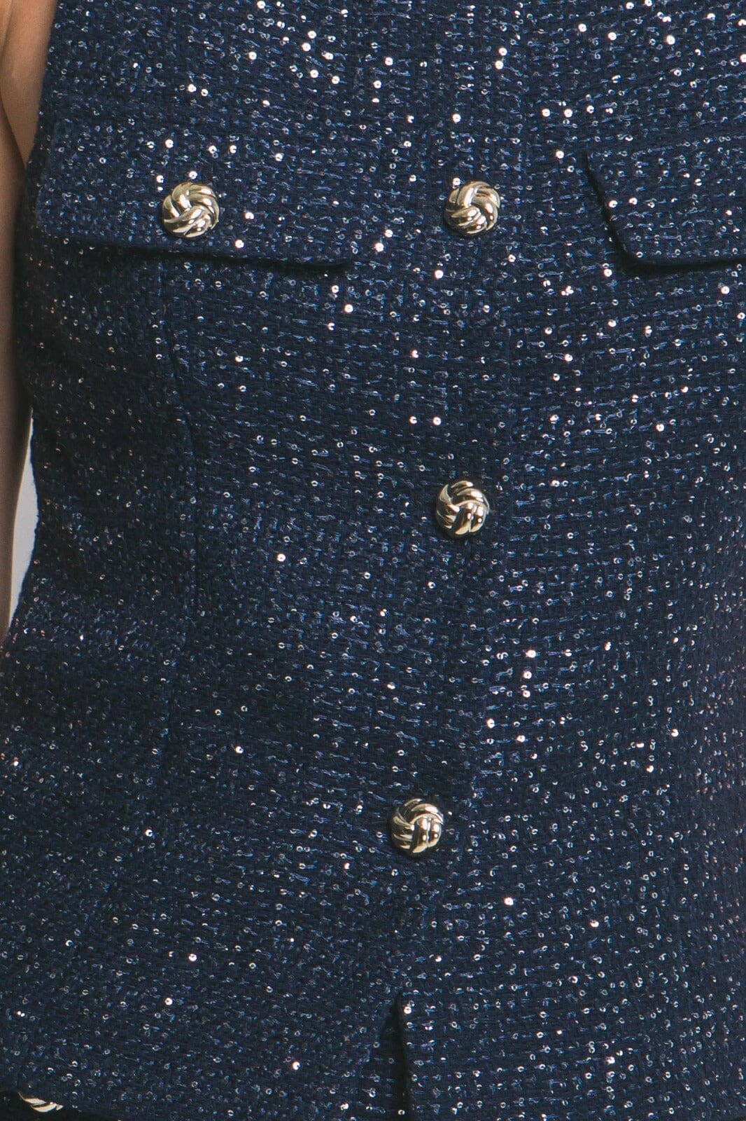 WOMEN'S SLEEVELESS BUTTON UP SEQUINS BLOUSE