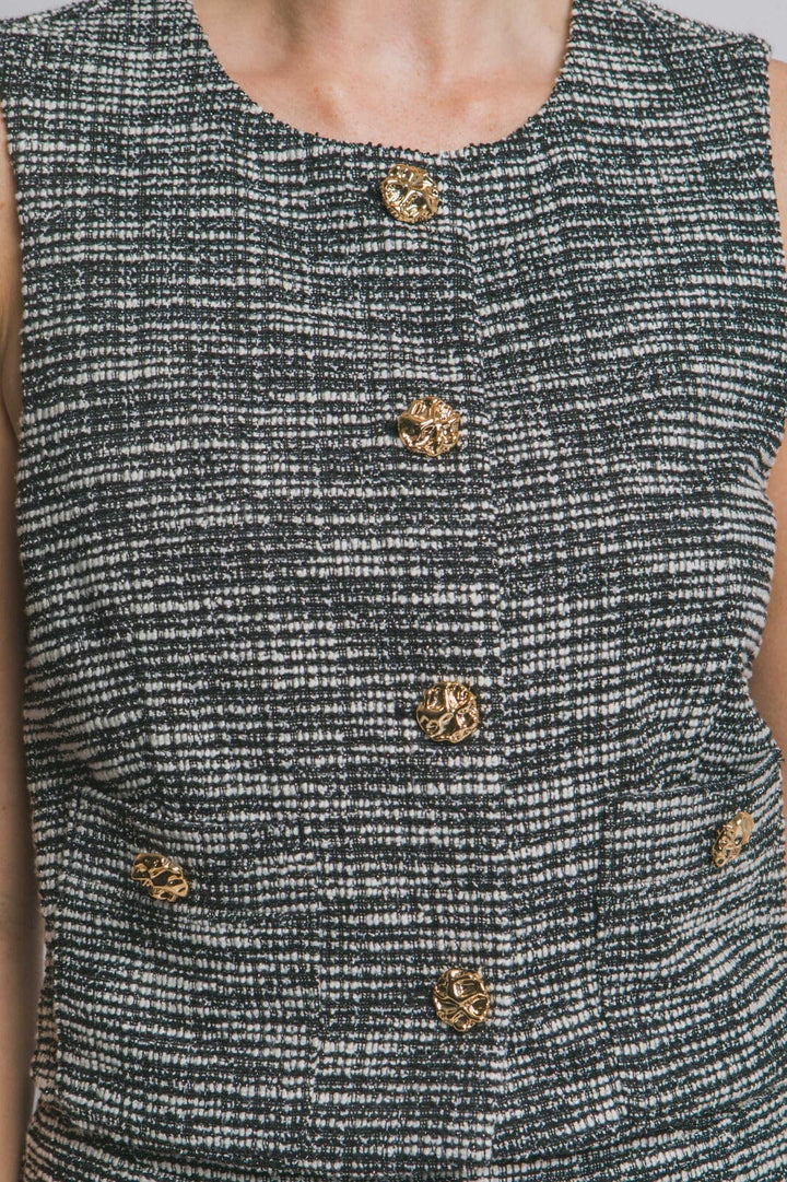 WOMEN'S SLEEVELESS BUTTON UP FRONT POCKETS BLOUSE
