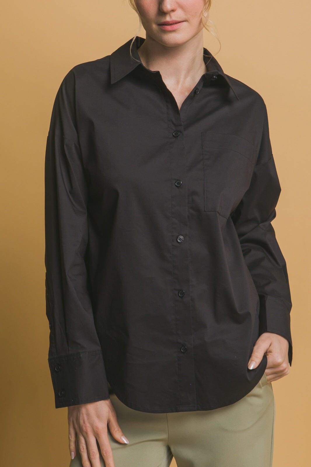 WOMEN'S LONG SLEEVE BUTTON UP FRONT POCKET SHIRT