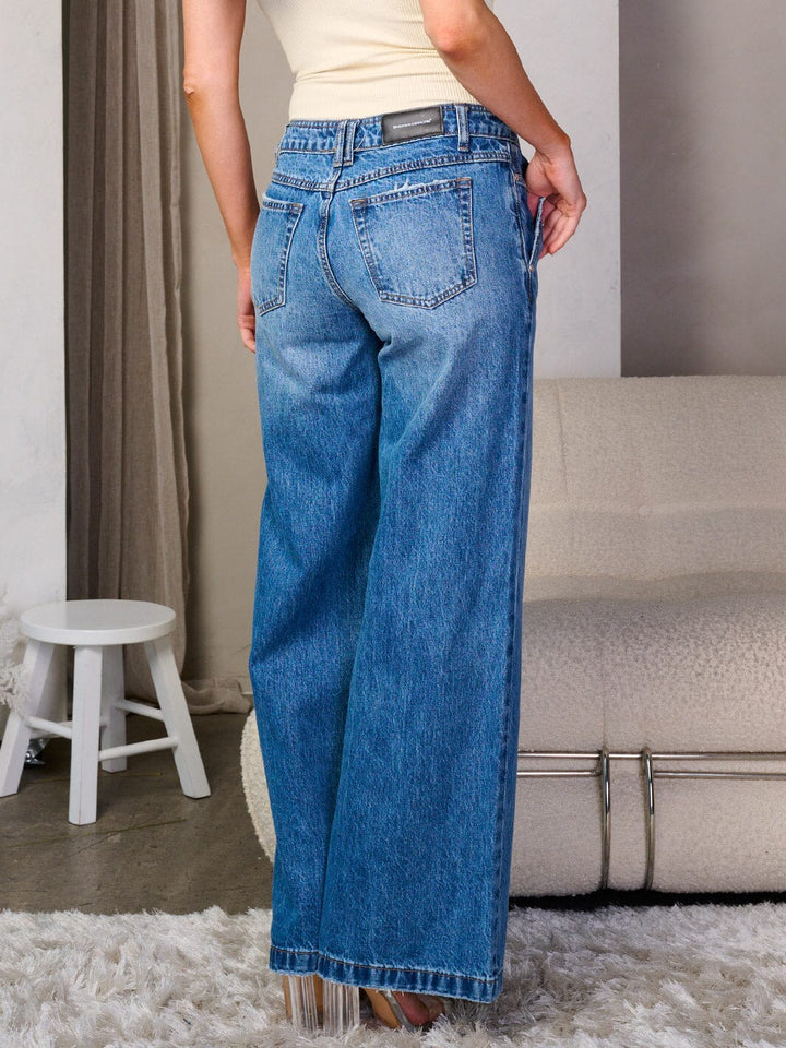 WOMEN'S BUTTON CLOSURE WASHED WIDE LEG DENIM JEANS