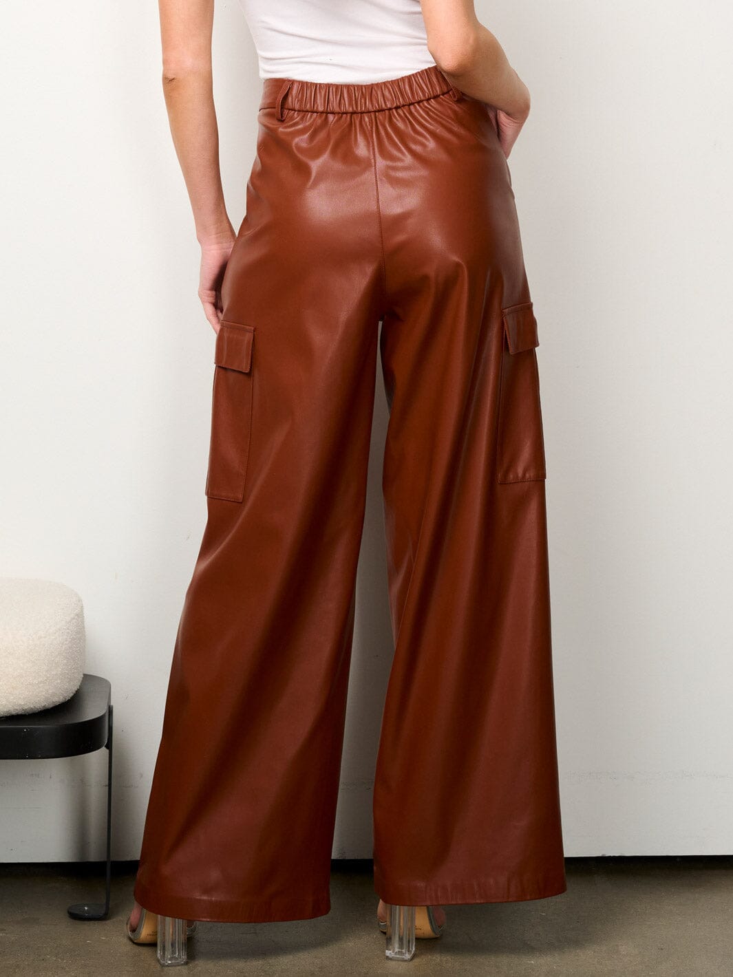 WOMEN'S BUTTON CLOSURE PU PLEATHER WIDE LEG PANTS