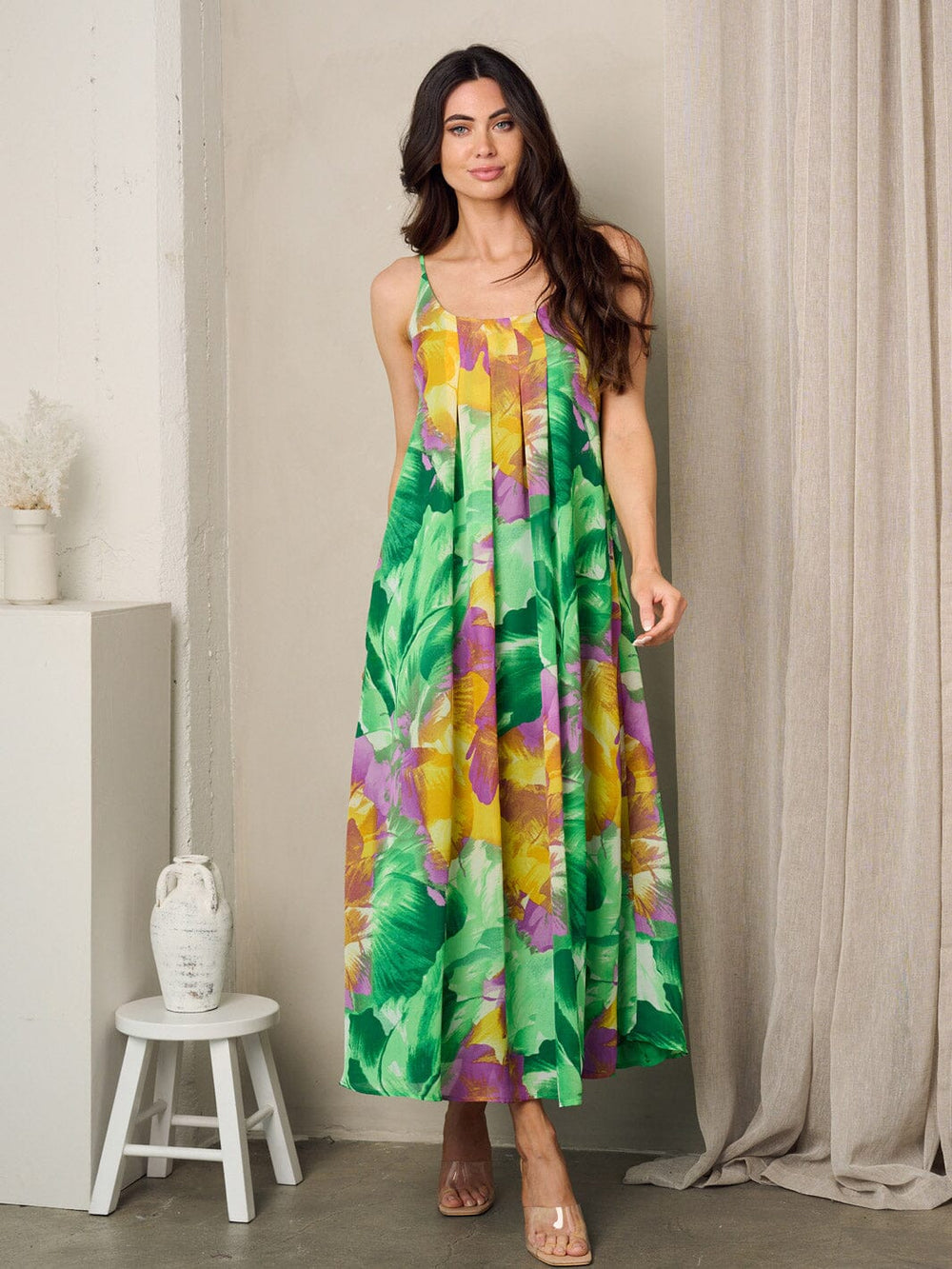 WOMEN'S SLEEVELESS FLORAL MAXI DRESS