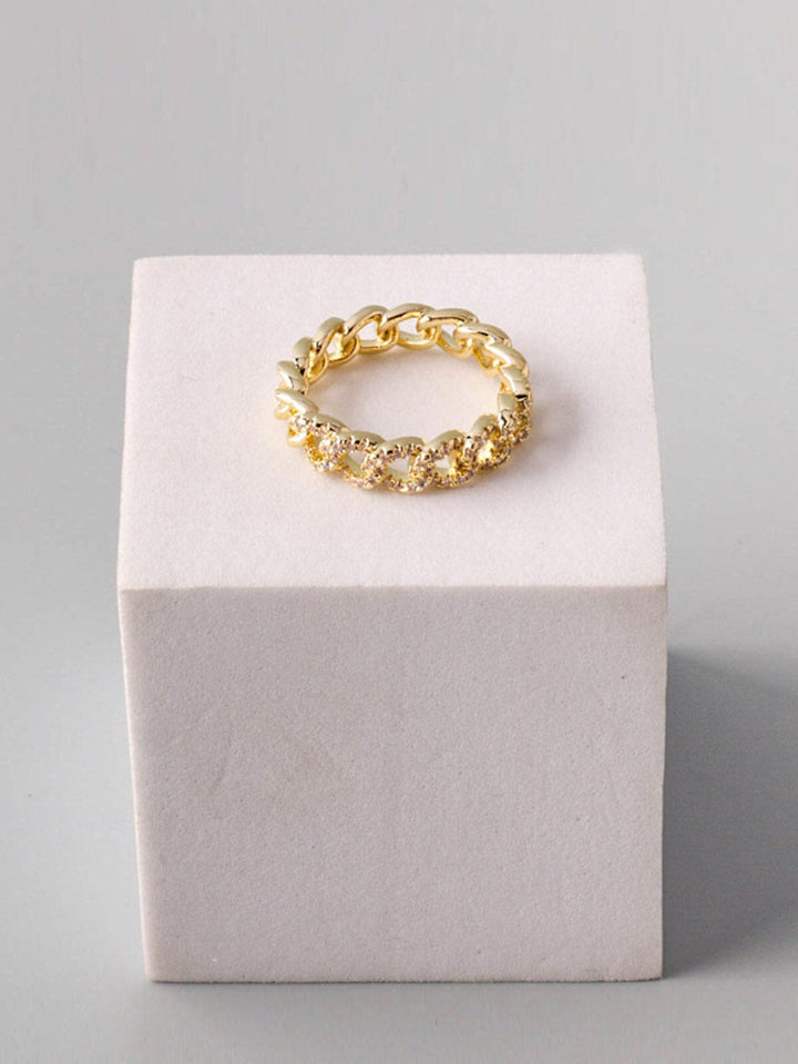 WOMEN'S GOLD PLATED CHAIN RINGS