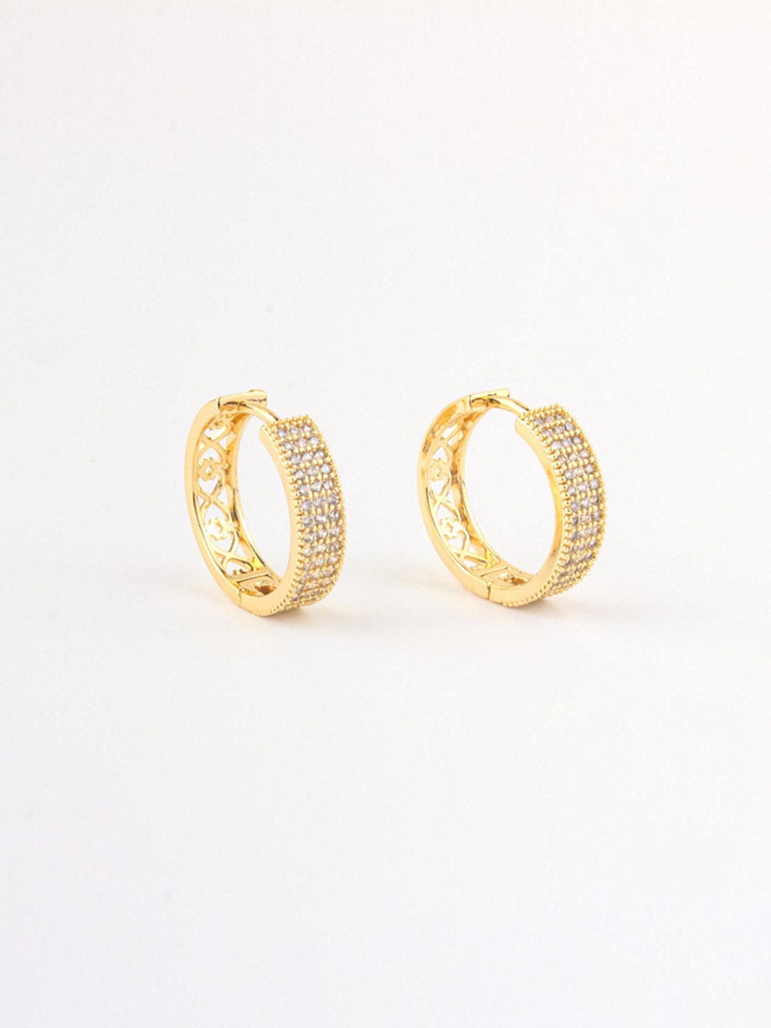 FASHION GOLD PLEATED HOOP EARRINGS