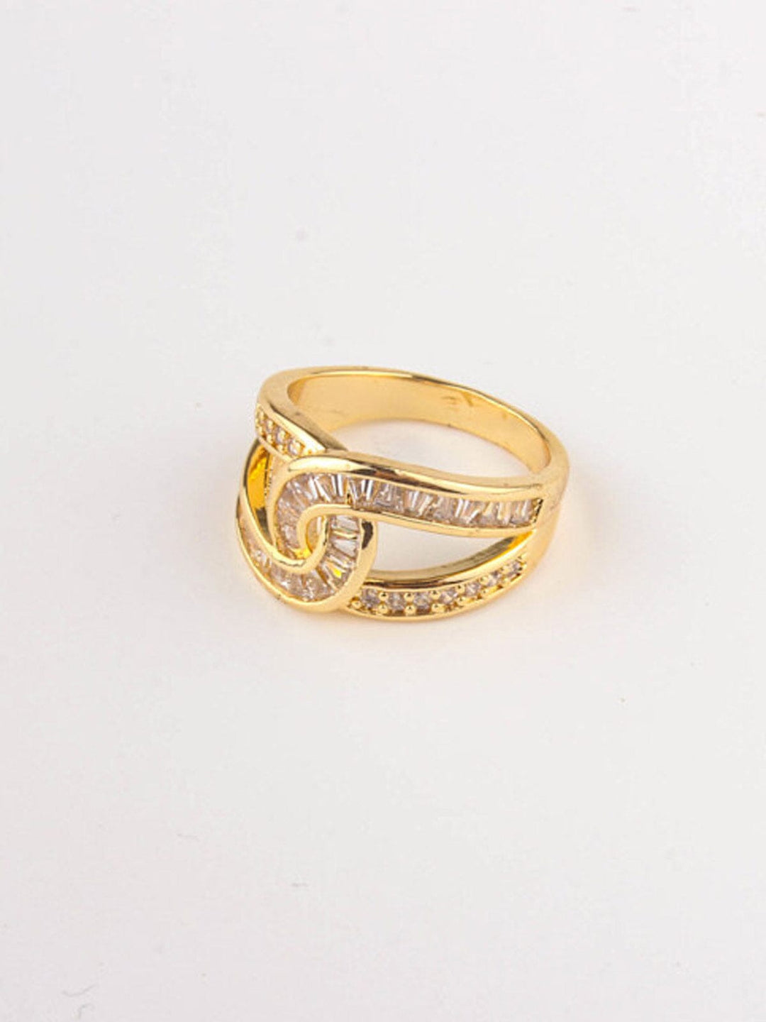 WOMEN'S GOLD PLATED STONES RINGS