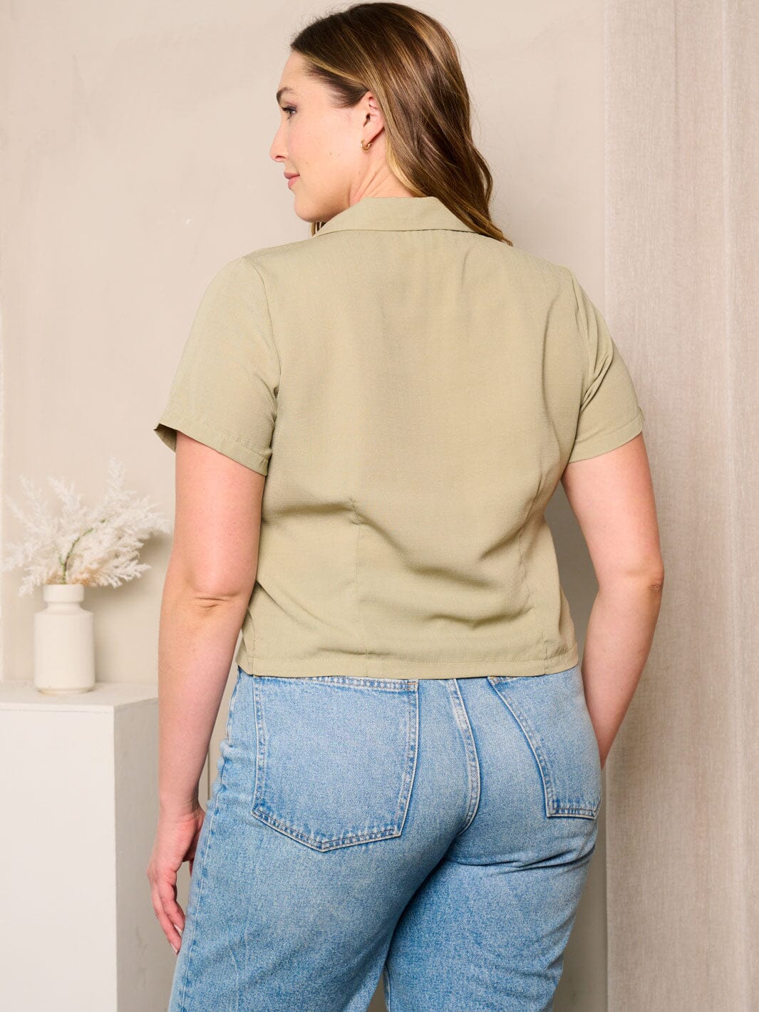 PLUS SIZE SHORT SLEEVE BUTTON UP BLOUSE TOP