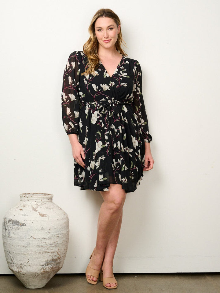 PLUS SIZE 3/4 SLEEVE SURPLICE FLORAL MINI DRESS