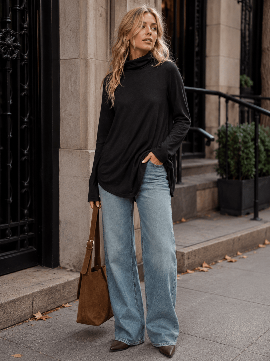 WOMEN'S LONG SLEEVE TURTLE NECK HIGH-LOW TOP