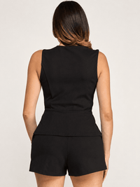 WOMEN'S SLEEVELESS BUTTON CLOSURE BLOUSE & ZIP UP POCKETS MINI SHORTS 2PC. SET