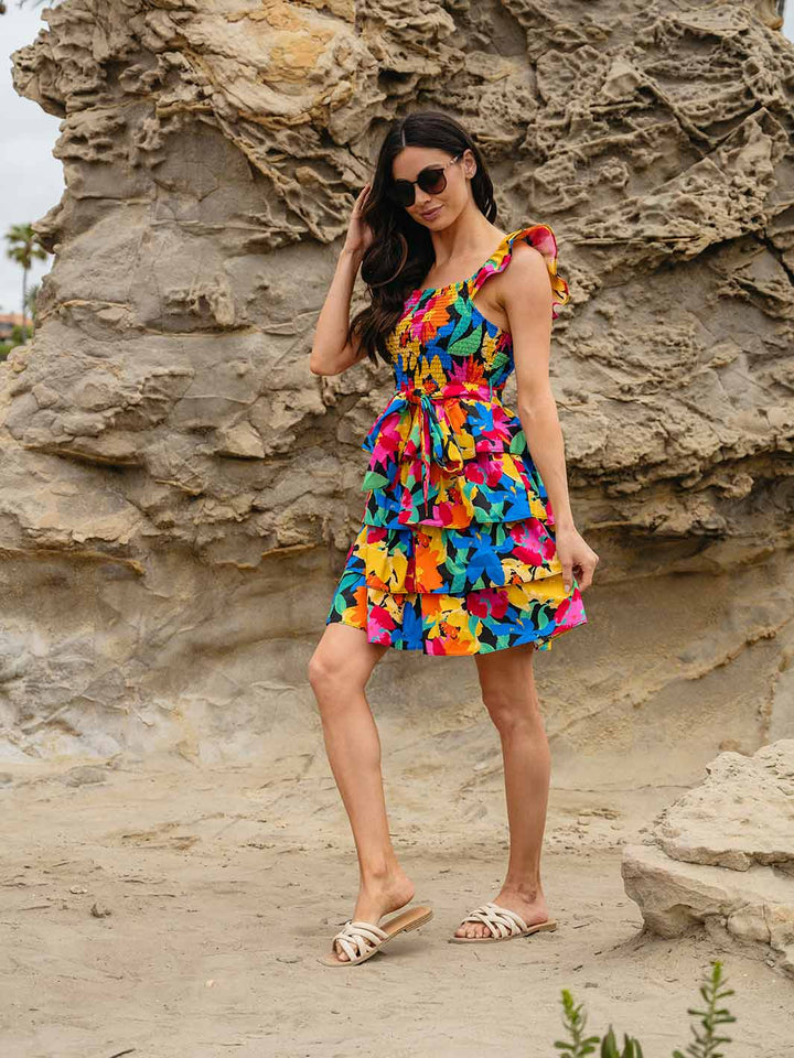 WOMEN'S SLEEVELESS RUFFLE TIERED SELF TIE SMOCK FLORAL MINI DRESS