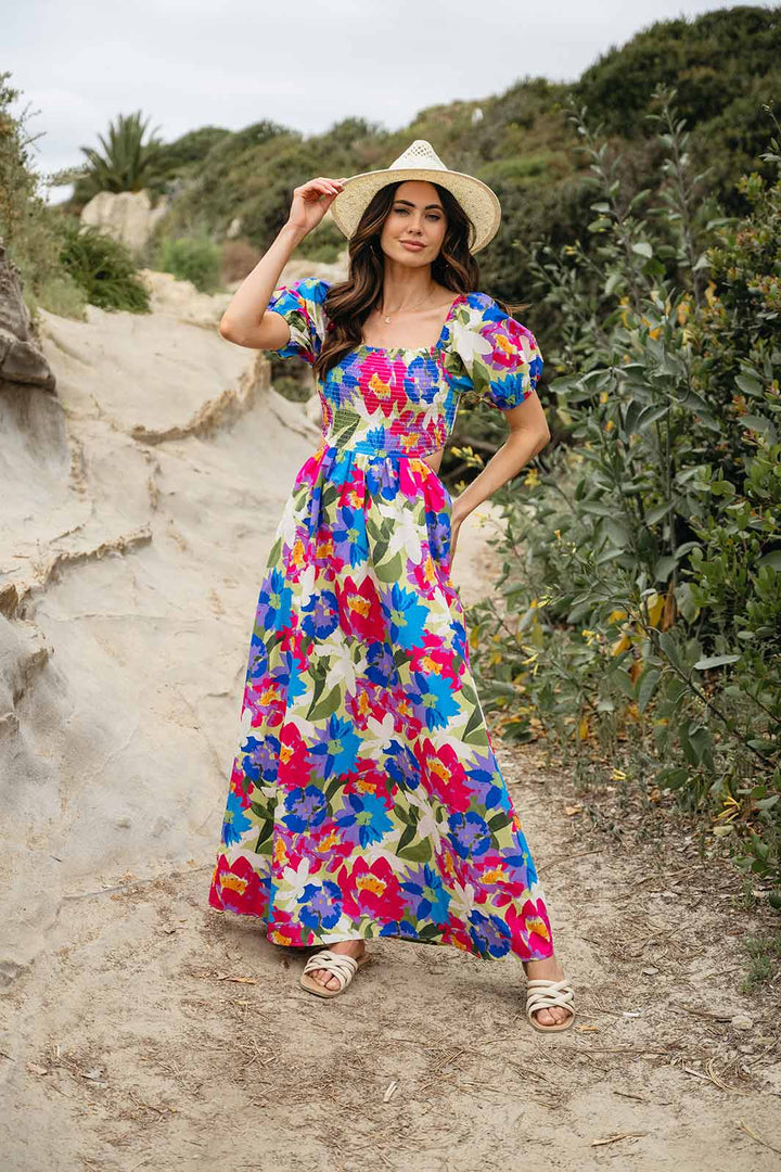 WOMEN'S SHORT PUFF SLEEVE SMOCK CUT OUT FLORAL MAXI DRESS