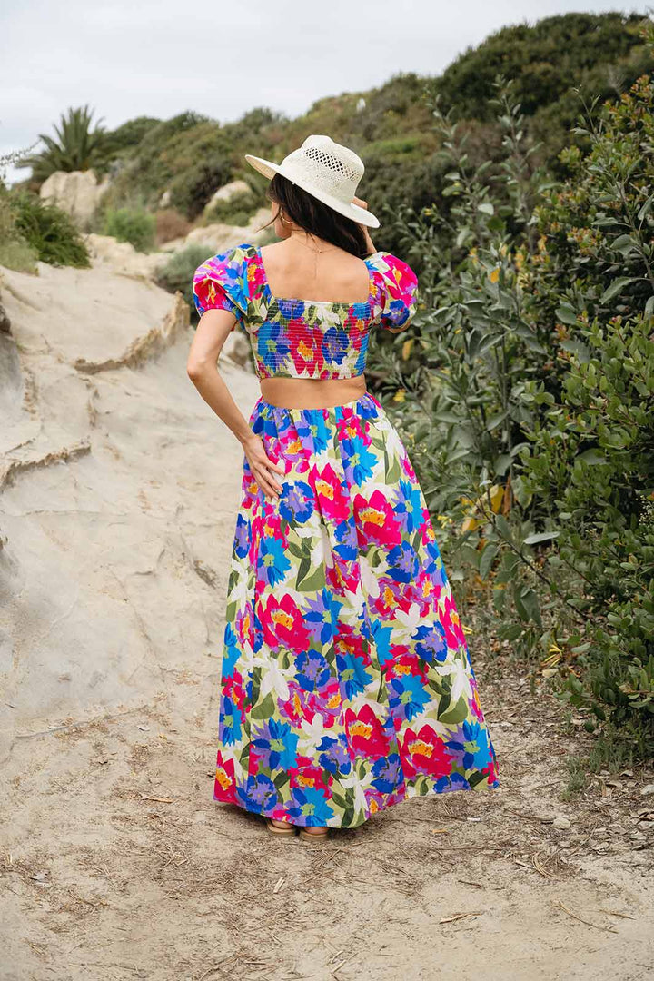 WOMEN'S SHORT PUFF SLEEVE SMOCK CUT OUT FLORAL MAXI DRESS