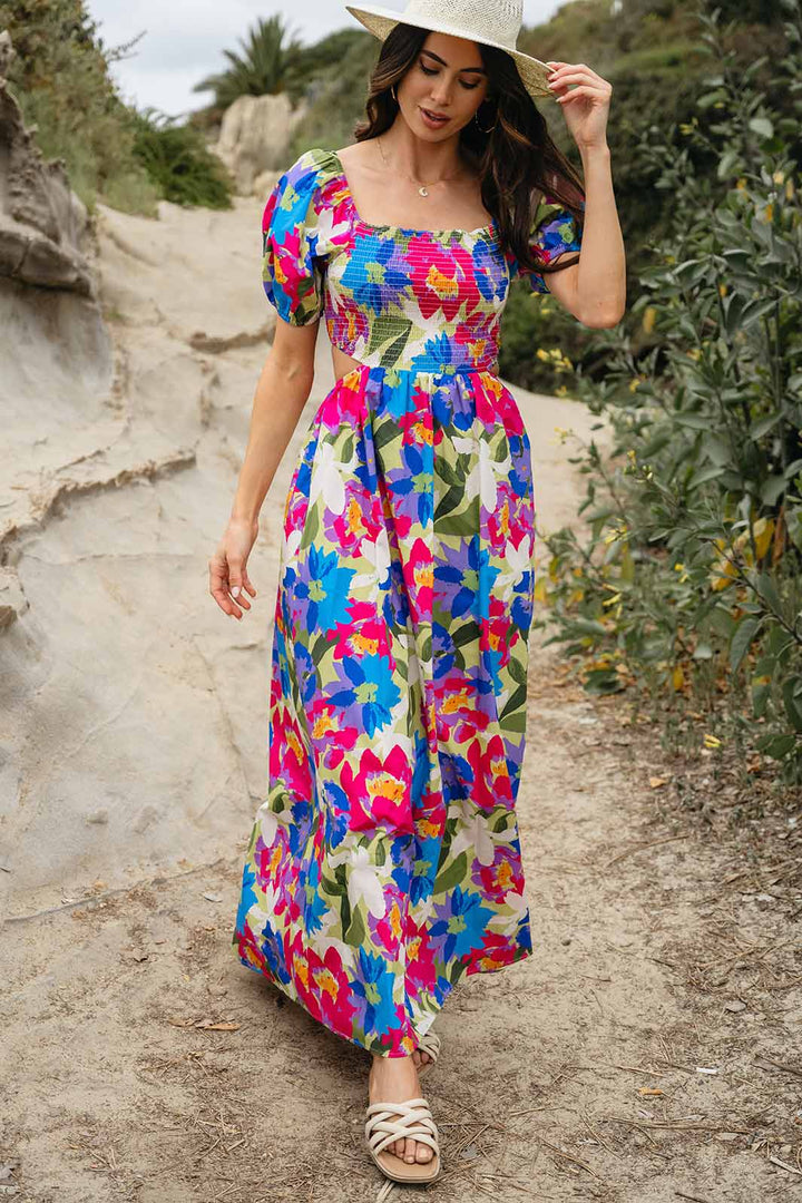 WOMEN'S SHORT PUFF SLEEVE SMOCK CUT OUT FLORAL MAXI DRESS