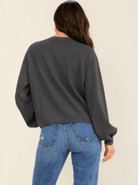WOMEN'S LONG SLEEVE BUTTON CLOSURE PULLOVER SWEATER