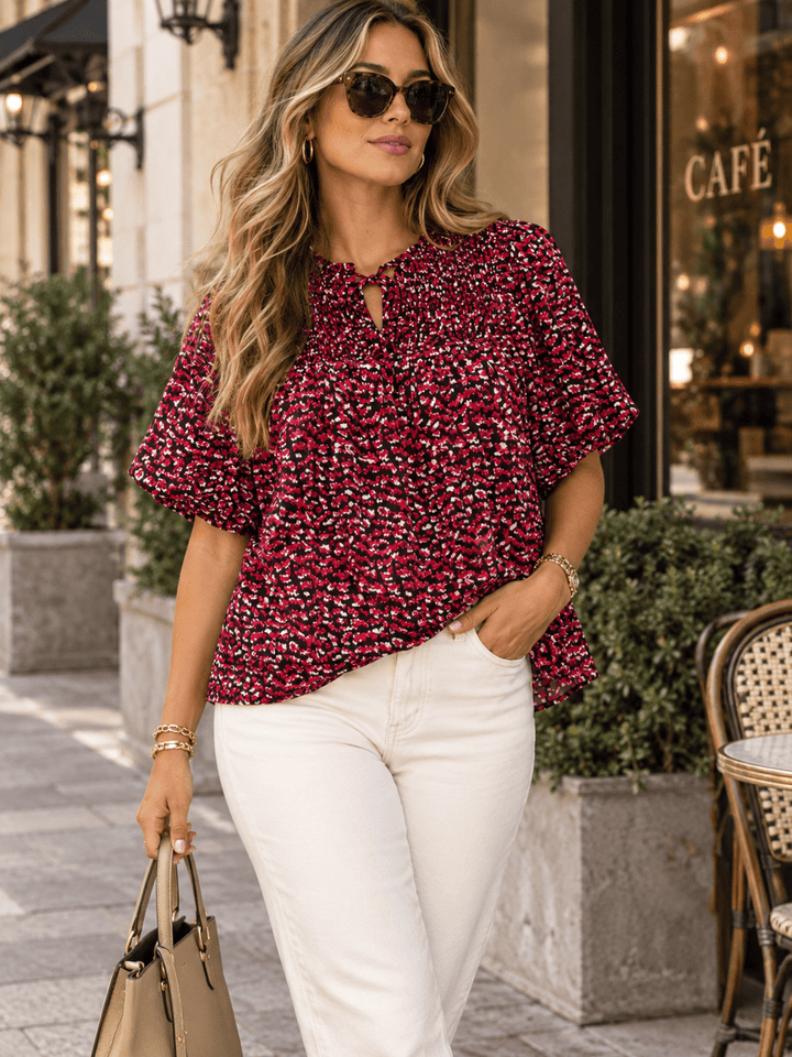 ENTRO WOMEN'S SHORT PUFF SLEEVE V-NECK MULTI PRINT BLOUSE