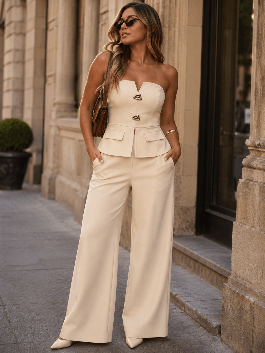 WOMEN'S SLEEVELESS V-NECK PEPLUM TOP & ZIP UP POCKETS WIDE LEG PANTS 2PC. SET