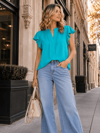 WOMEN'S SHORT RUFFLE SLEEVE V-NECK DETAILED BLOUSE