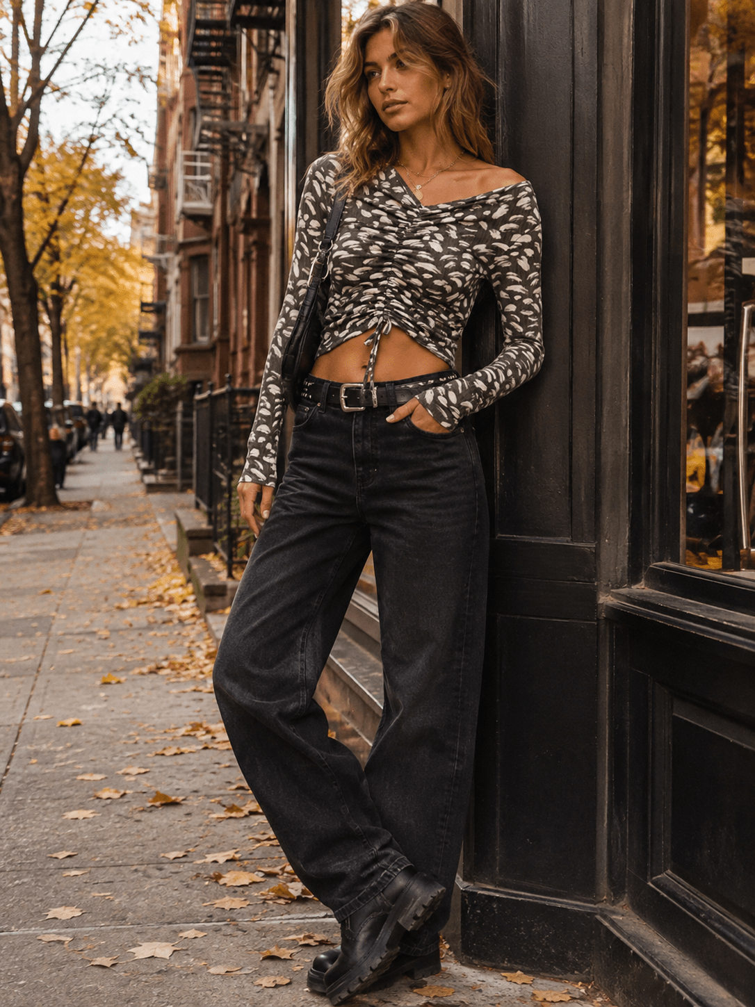 ENTRO WOMEN'S LONG SLEEVE V-NECK RUCHED ANIMAL PRINT TOP
