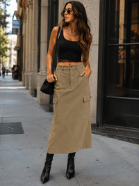 WOMEN'S ELASTIC WAIST BUTTON CLOSURE CARGO POCKETS DENIM MIDI SKIRT