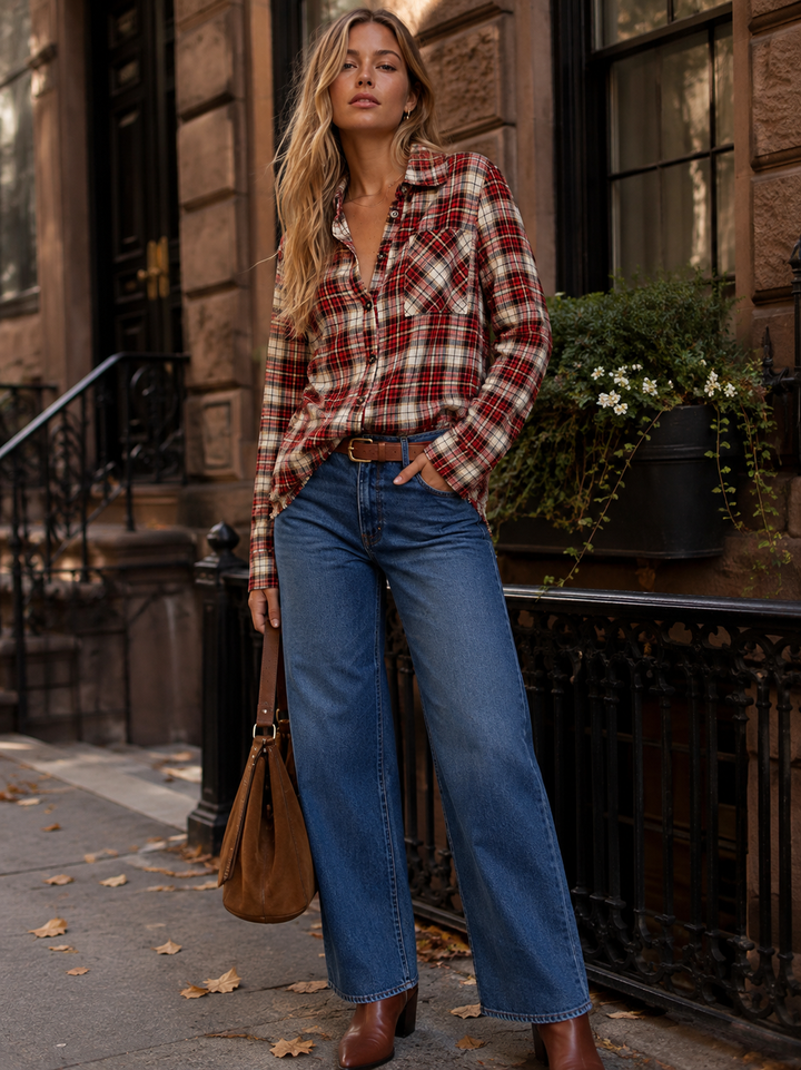 WOMEN'S LONG SLEEVE FRONT POCKET BUTTON UP PLAID SHIRT