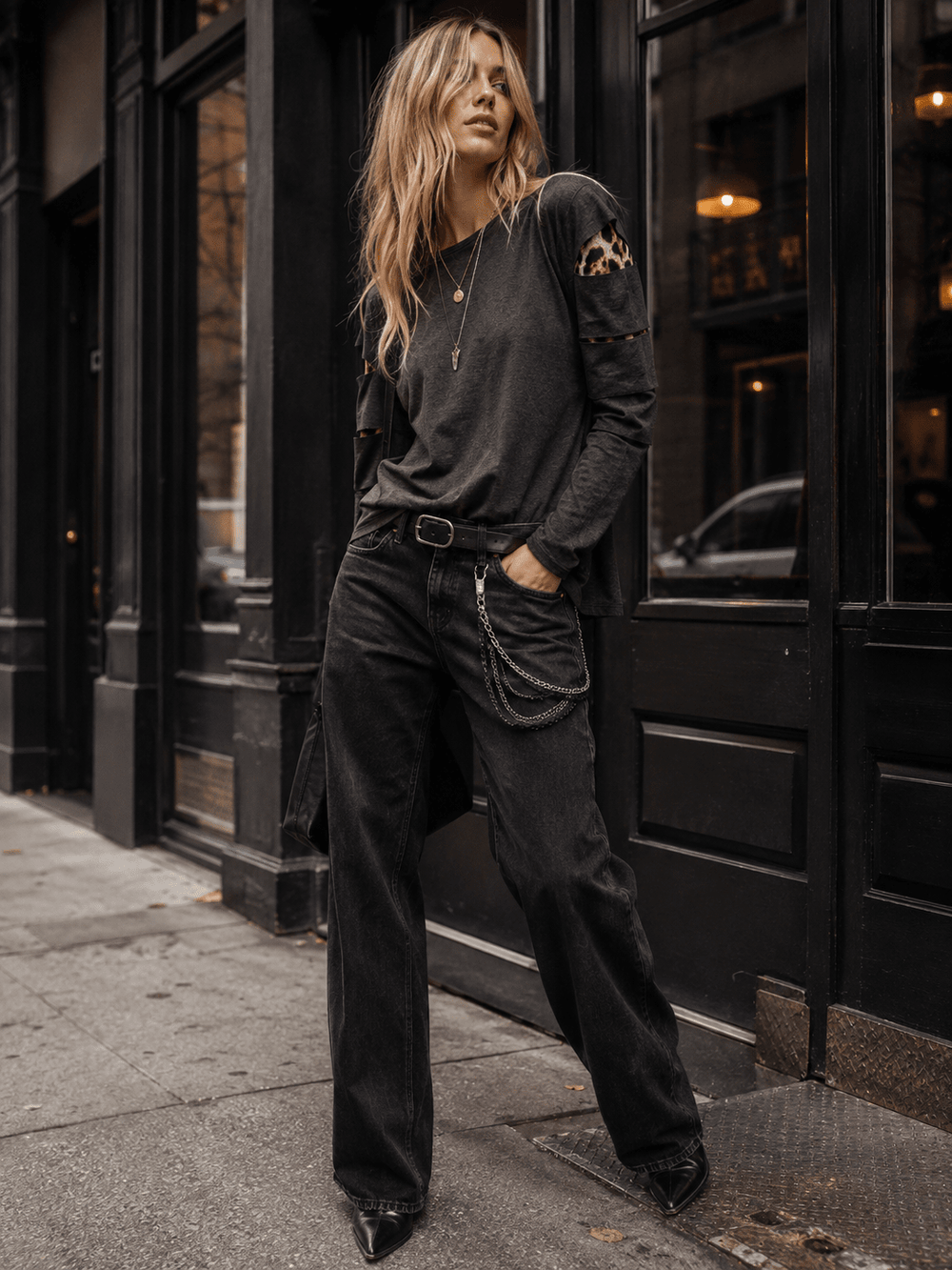 WOMEN'S LONG SLEEVE ANIMAL PRINT DETAILED LOOSE FIT TOP