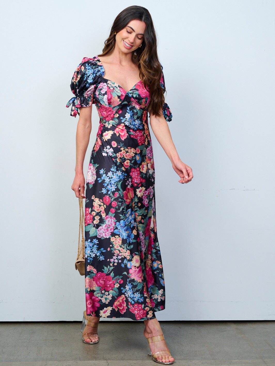 WOMEN'S SHORT PUFF SLEEVES V-NECK FLORAL MAXI DRESS