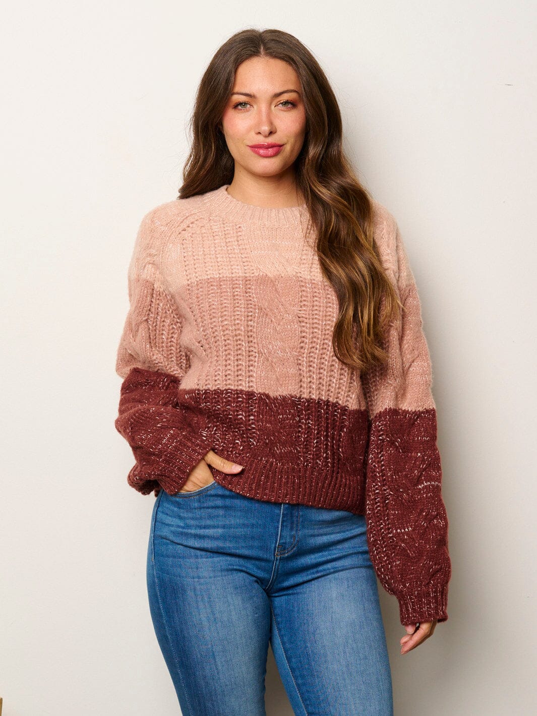 WOMEN'S LONG SLEEVE COLORBLOCK KNITTED PULLOVER SWEATER