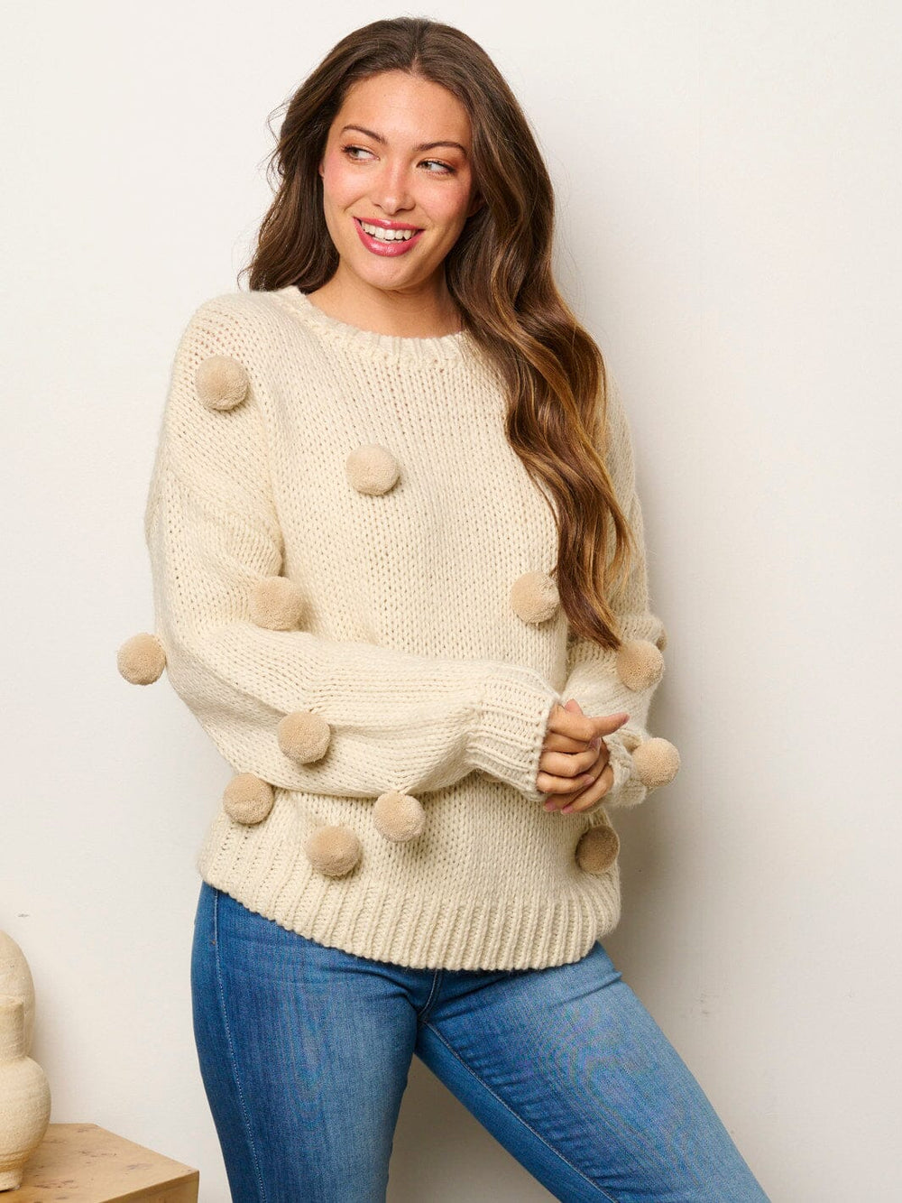 WOMEN'S LONG SLEEVE POM POM'S DETAILED PULLOVER SWEATER