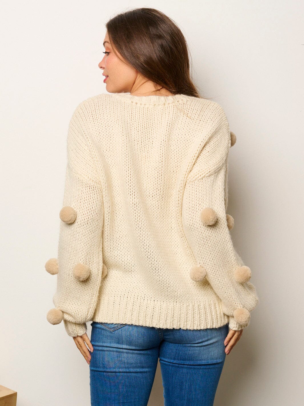 WOMEN'S LONG SLEEVE POM POM'S DETAILED PULLOVER SWEATER