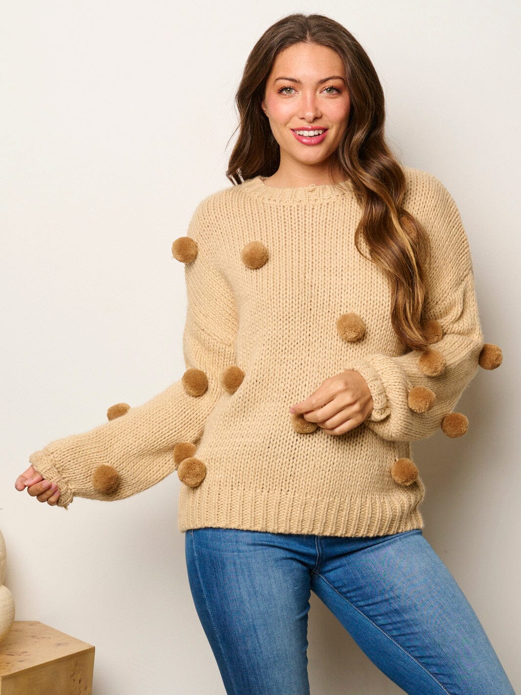 WOMEN'S LONG SLEEVE POM POM'S DETAILED PULLOVER SWEATER
