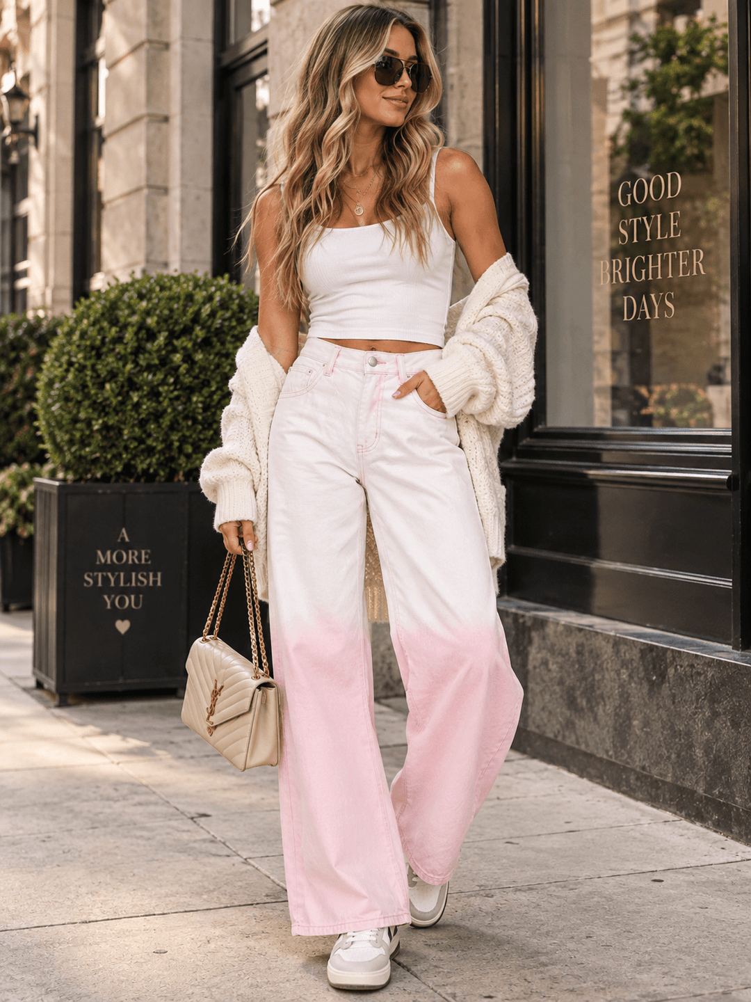WOMEN'S BUTTON CLOSURE POCKETS OMBRE WIDE LEG DENIM PANTS