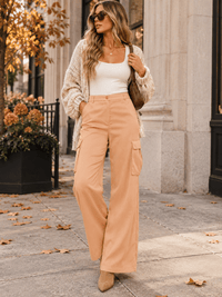 WOMEN'S BUTTON CLOSURE CARGO POCKETS WIDE LEG PANTS