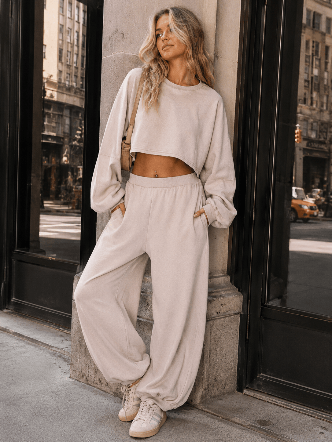 WOMEN'S LONG SLEEVE PULLOVER SWEATER & ELASTIC WAIST JOGGER LEG PANTS WASHED 2PC. SET