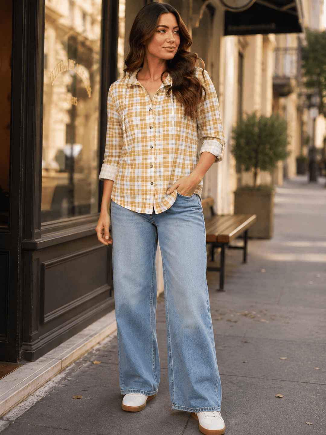 WOMEN'S LONG SLEEVE FRONT POCKET BUTTON UP HOODED PLAID SHIRT